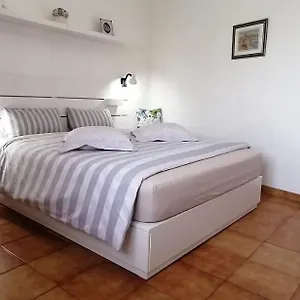  Homestay Geranios N.25